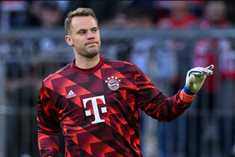 Manuel Neuer arrin shifër rekord 700 ndeshje, por habit me deklaratën