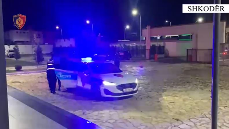 “Sundimi i Ligjit”/ I shpallur në kërkim si pjesëtar i një grupi kriminal të narkotikëve, vihet në pranga 26-vjeçari (EMRI)