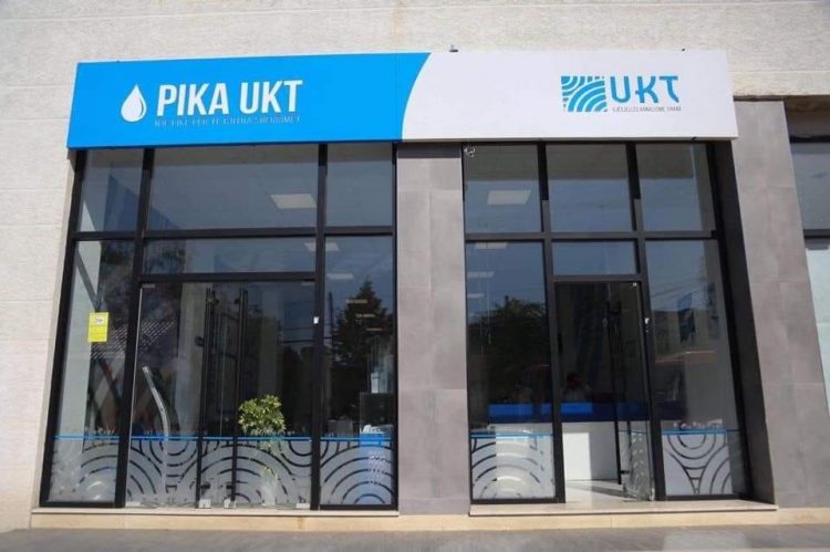 Merrnin nga dy paga! Prokuroria kërkon arrest me burg për dy punonjës të UKT, detyrim paraqitje për dy të tjerë 