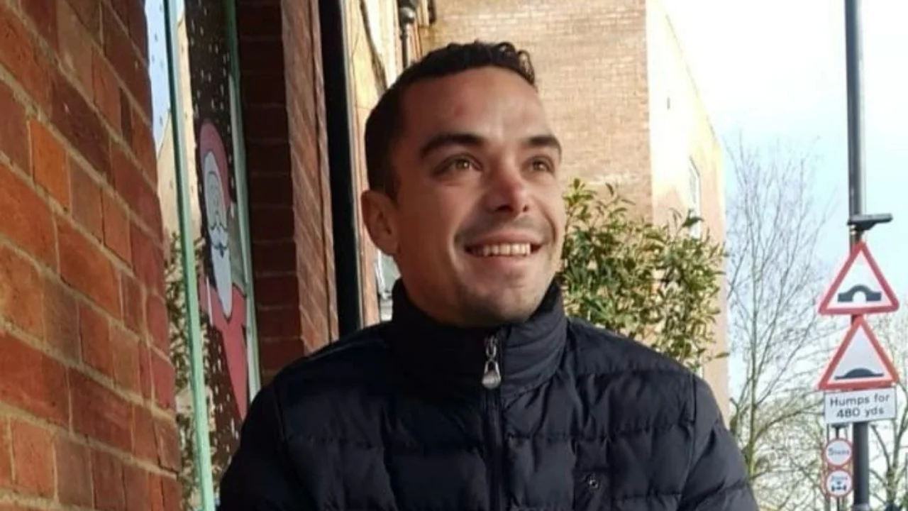 Ky është durrsaku që kreu vetëvrasje në anijen hotel në Angli