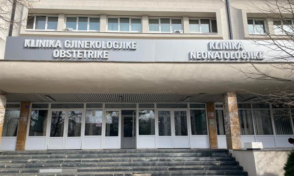 E rëndë në Kosovë/ Gruaja shtatzënë dhunohet nga bashkëshorti, lind foshnjën para kohe