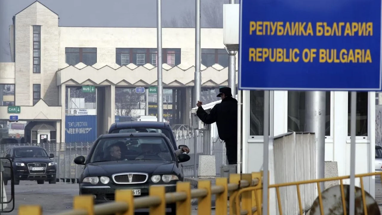 Rumania dhe Bullgaria pajtohen për të hyrë pjesërisht në Schengen