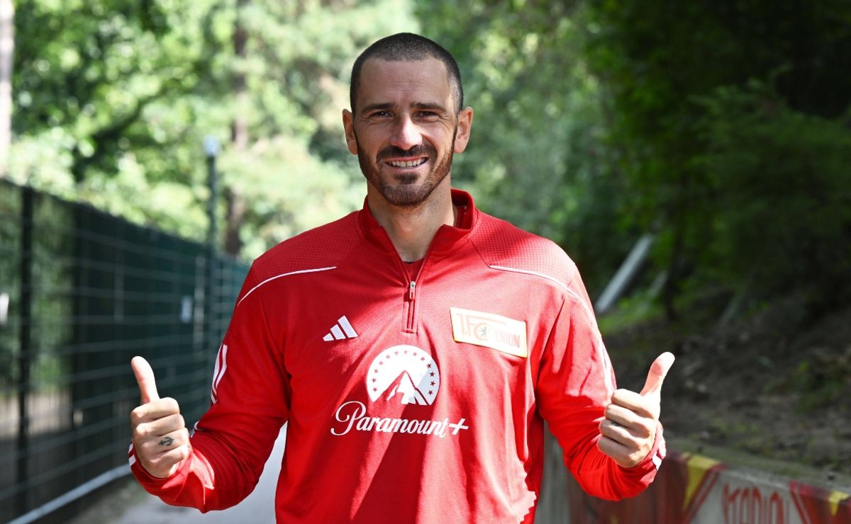 Tifozët e Romës “shpërthejnë” kundër Bonuccit: Nuk e duam, është juventin