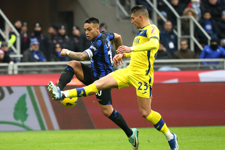 Interi thyen Veronën dhe shpallet kampion dimri, polemika për golin e dytë