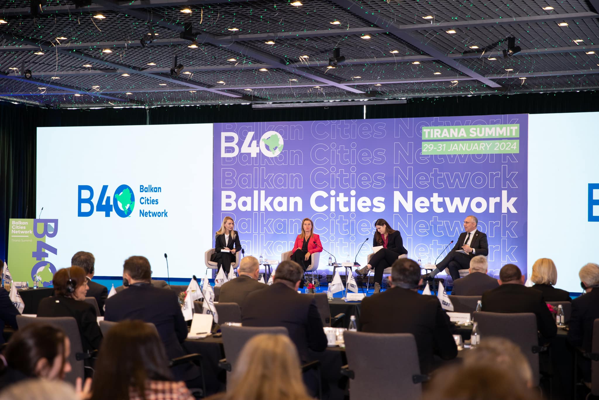Kryebashkiakët e rrjetit të B40 Balkan Cities Network/ Sako në Samitin e Tiranës: Forcimi i bashkëpunimit në të ardhmen (FOTO)