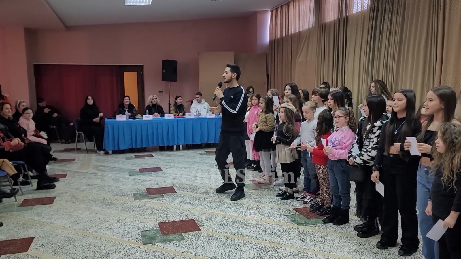 Përzgjidhen 30 vogëlushët finalistë të eventit “Miss dhe Mister kids model of Dyrrah” (VIDEO)