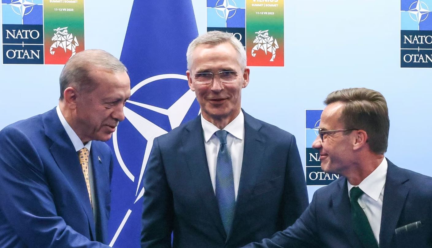 Erdogan miraton anëtarësimin e Suedisë në NATO