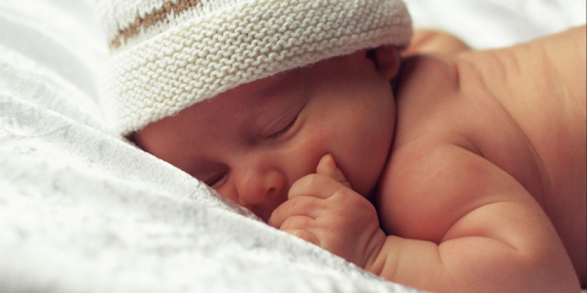 Viti i Ri vjen me vajzë në Durrës