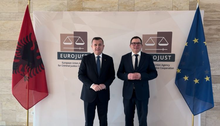 Ministri Balla takim me Presidentin e EUROJUST, Hamran: Koha e pandëshkueshmërisë do të marrë fund!