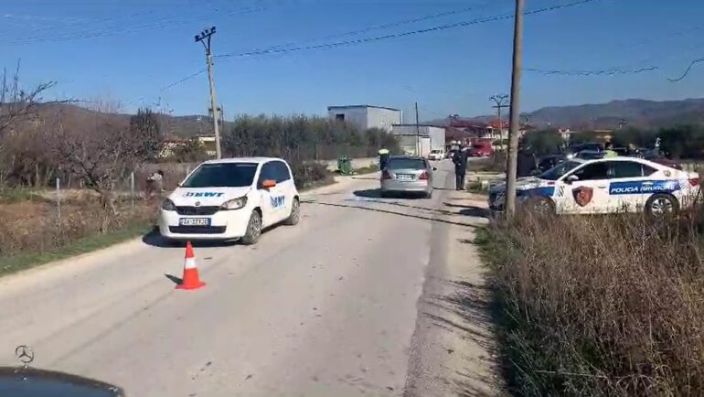 Makina përplas një të moshuar, 85-vjeçari transportohet me urgjencë në spital