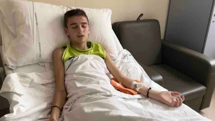 &#8220;Të shpëtojmë Blerandin!&#8221; 14-vjeçari nga Durrësi në rrezik për jetën, prindërit e tij kërkojnë ndihmën e të gjithë shqiptarëve