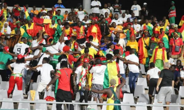 Gjashtë tifozë të Guinesë vdiqën pas fitores ndaj Gambias