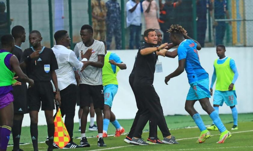 Skandali më i madh i trukimit në futboll! Ndodhi në Nigeri, njëra skuadër po fitonte 79-0, ndërsa ekipi tjetër shënoi 61 gola në pjesë të dytë