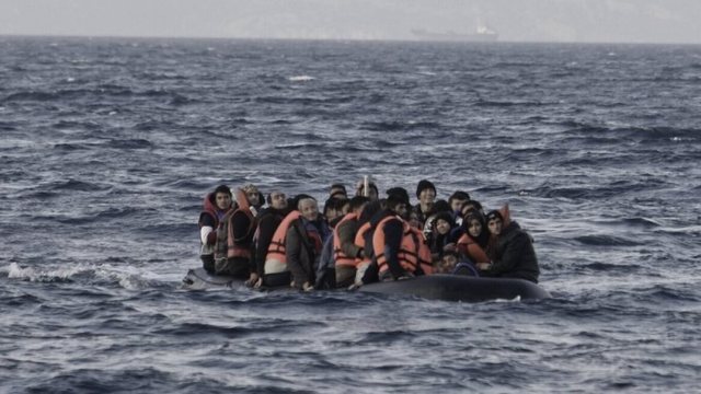Parandalohet tragjedia, shpëtohen 112 emigrantë në ujërat e Kretës