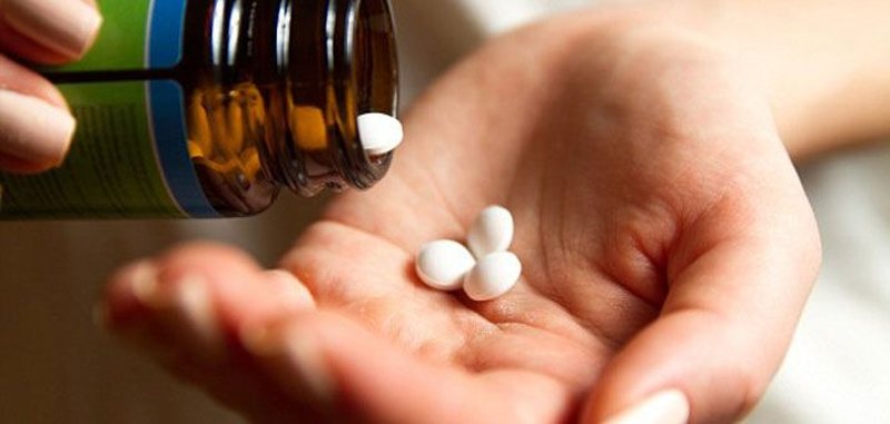 61-vjeçari konsumon fotoksinë, mjekët ndërhyjnë në kohë dhe e shpëtojnë