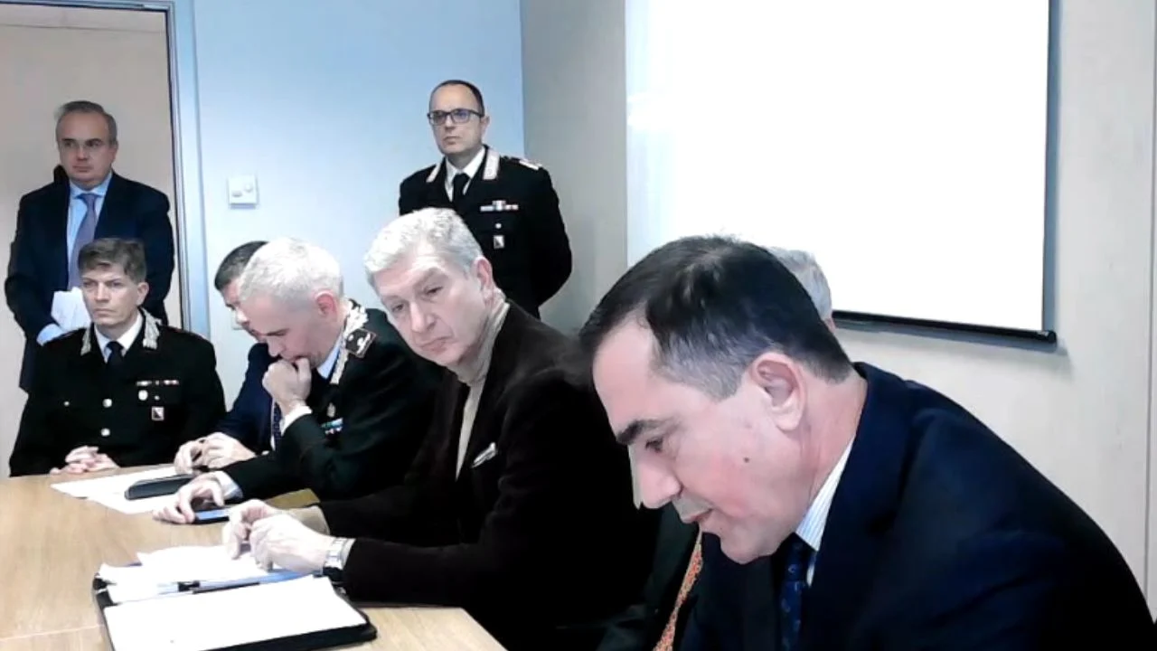 Goditet grupi kriminal, sekuestrohen 200 llogari bankare dhe 30 shoqëri tregtare në vend! Detaje nga operacioni i SPAK në bashkëpunim me Prokurorinë e Firences