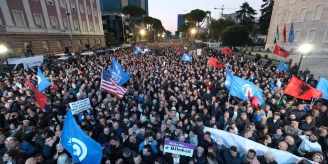 “Në protestë ishin 120 mijë qytetarë”, Vokshi: Prezent edhe ish-drejtorët e Veliajt