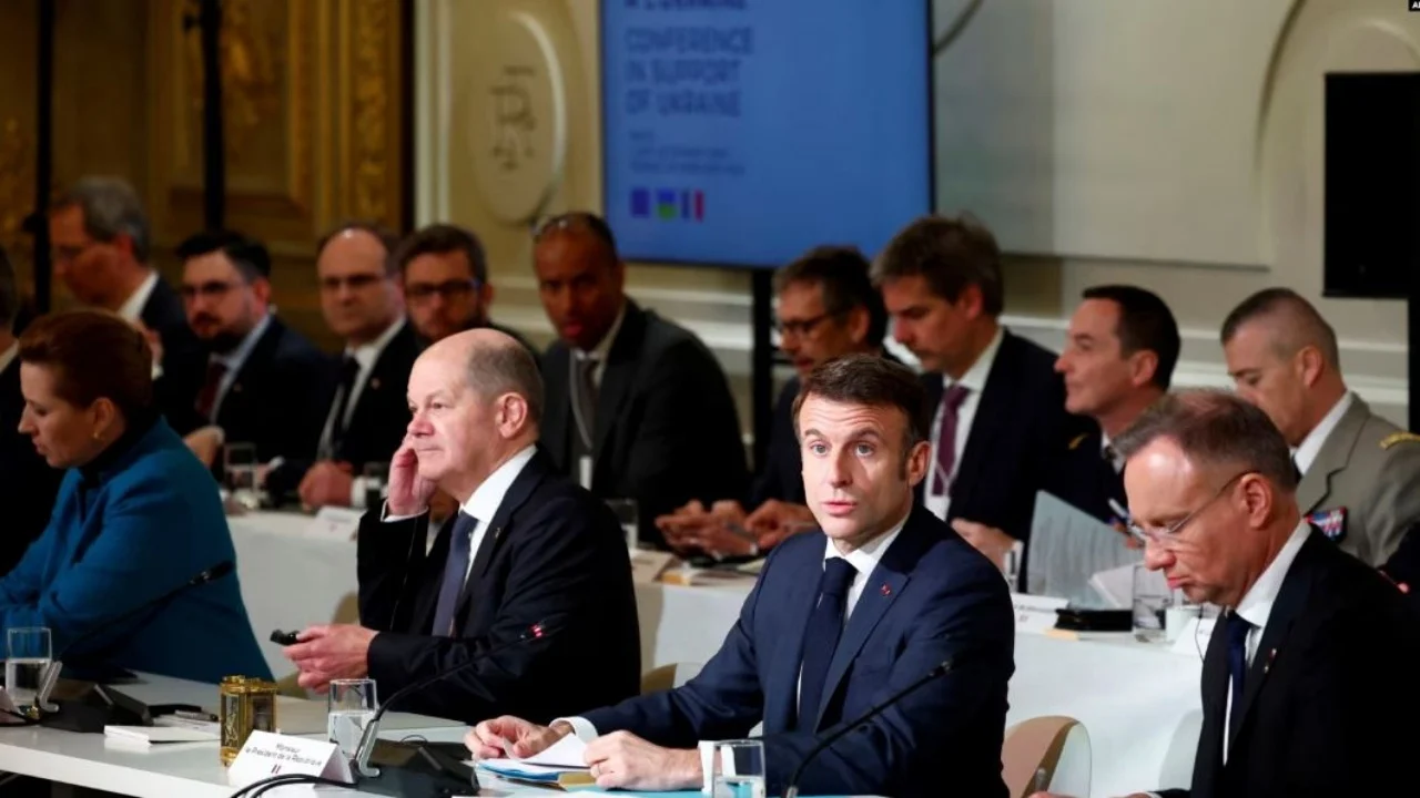 Macron apel udhëheqësve evropianë: Rusia nuk duhet të fitojë