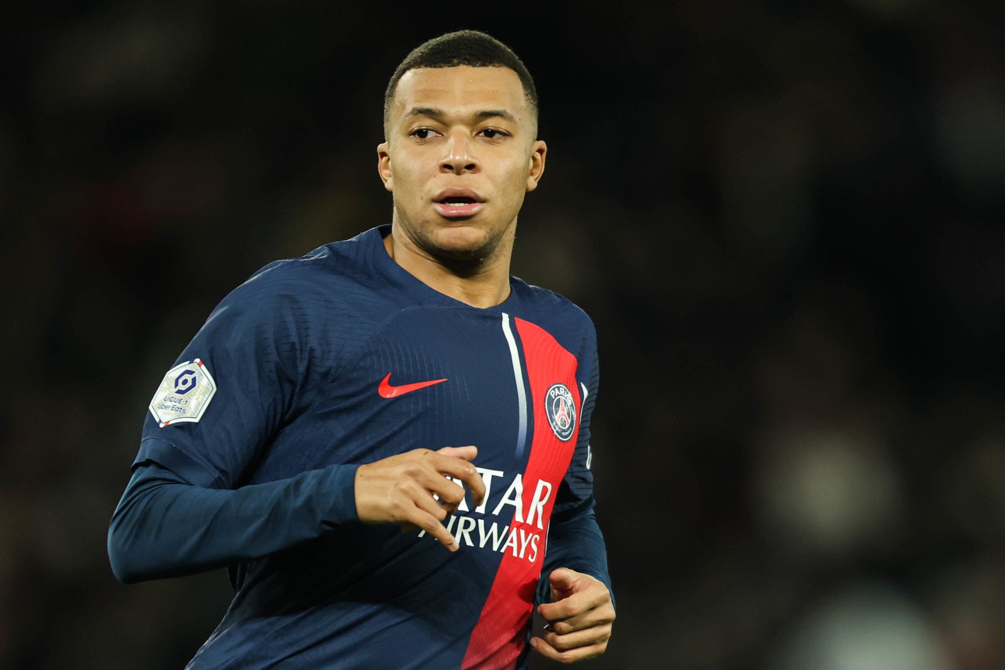 Kylian Mbappe vendos përfundimisht për të ardhmen e tij, njofton PSG-në
