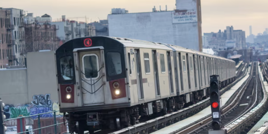 Këmba njerëzore e gjetur në metronë e New York tmerron pasagjerët dhe zyrtarët e rendit