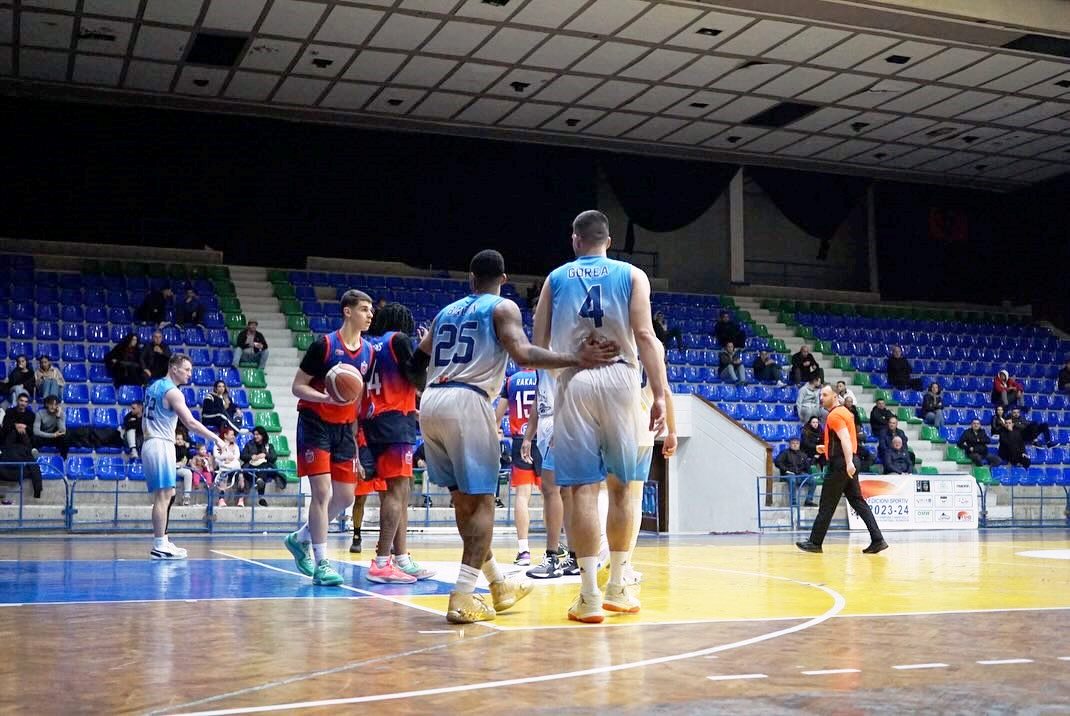 Basketboll Meshkuj/ Teuta kthehet tek fitorja