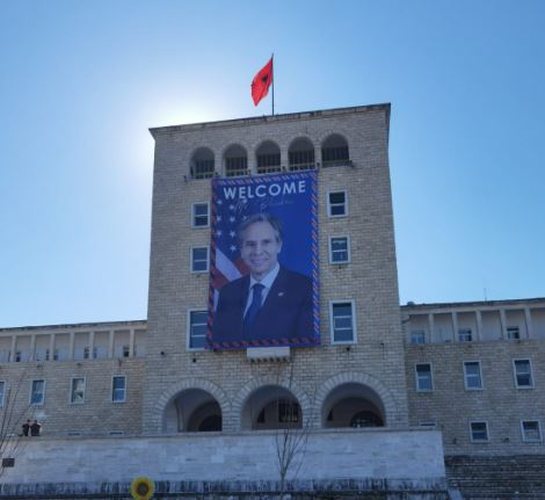 Vizita e Blinken në Tiranë/ Ja rrugët ku do ndalohet qarkullimi dhe parkimi