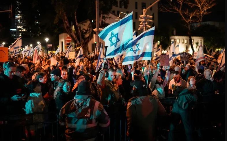 Protesta masive në Izrael kundër kryeministrit Netanyahu