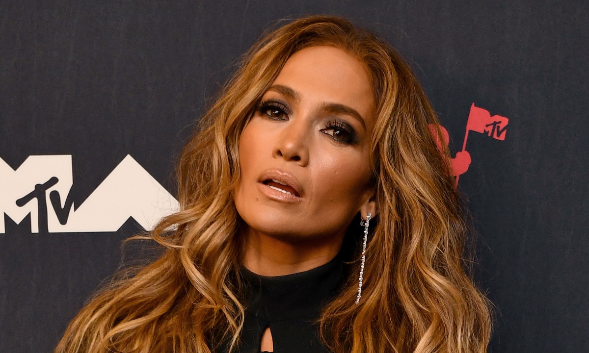 Performoi në një hotel anti-homoseksual, Jennifer Lopez merr kritika: E turpshme&#8230;