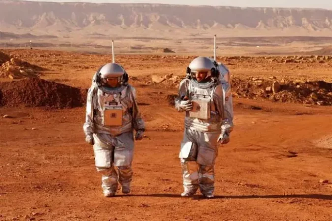 NASA kërkon katër vullnetarë për në Mars
