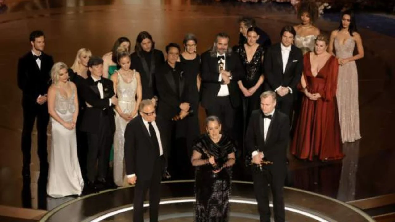Shtatë Oscars për Oppenheimer, triumfon si filmi më i mirë