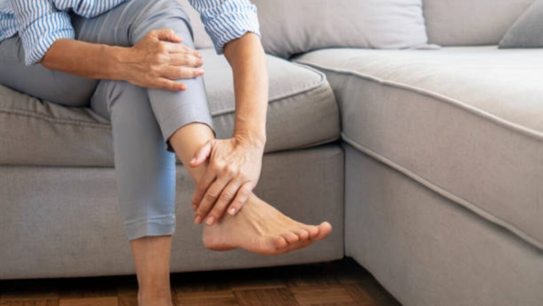 Nëse keni këto tri shqetësime me këmbët, rrezikoheni nga një problem i madh shëndetësor