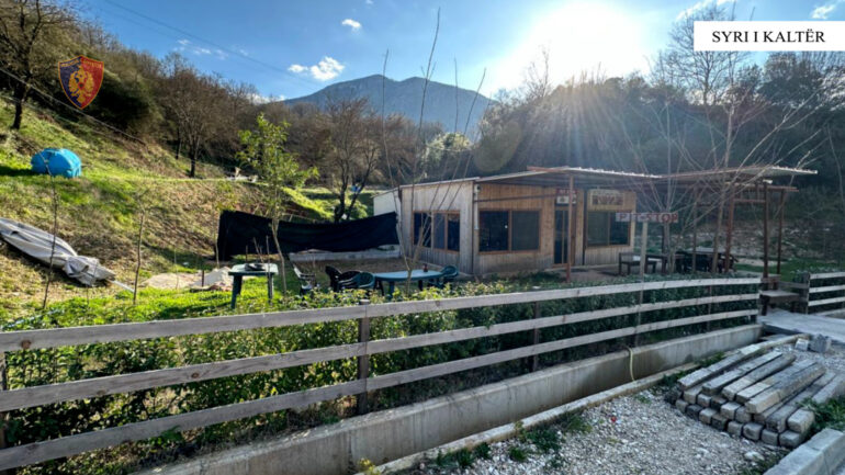 Po ndërtonte pa leje te “Syri i Kaltër”, pranga 33-vjeçarit
