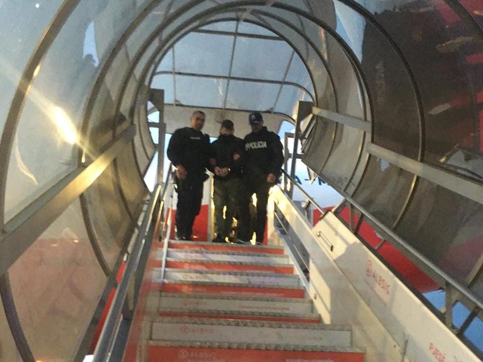 EMRI/ I dënuar me 8 vite burg për drogë, ekstradohet nga Italia 39-vjeçari shqiptar