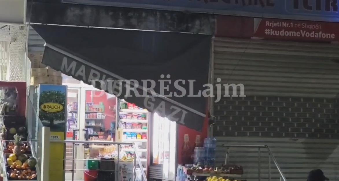 E mitura ra nga kati i shtatë mbi tendën e një marketi, pamjet nga ngjarja e rëndë në Durrës (VIDEO)