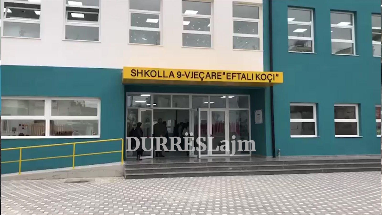 Inaugurohen shkolla &#8220;Eftali Koçi&#8221; dhe çerdhja nr.2 në Durrës, u rindërtuan me fondet e BE (VIDEO)