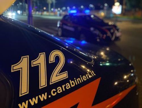 Qarkullonte me drogë brenda në makinë, vihet në pranga 28-vjeçari shqiptar në Itali