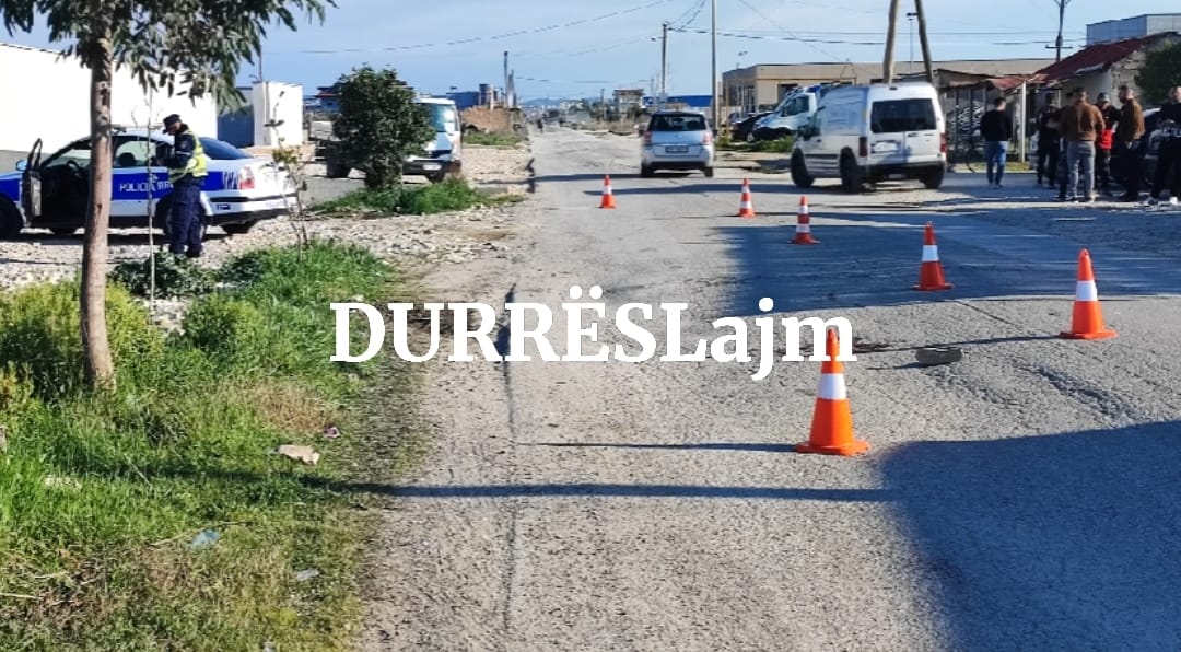 Aksident në Durrës, makina përplas të riun, dërgohet në gjendje të rëndë në spital