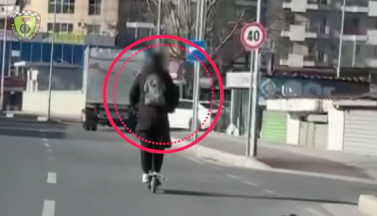 Qarkullojnë në korsi jo të dedikuara për to, duke rrezikuar jetën, policia gjobit drejtuesit e patinave elektrike (Video) 