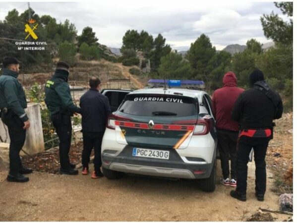 Shtëpi bari në Spanjë, arrestohen 2 shqiptarë. Të dyshuarit shfaqën shenja të pazakonta
