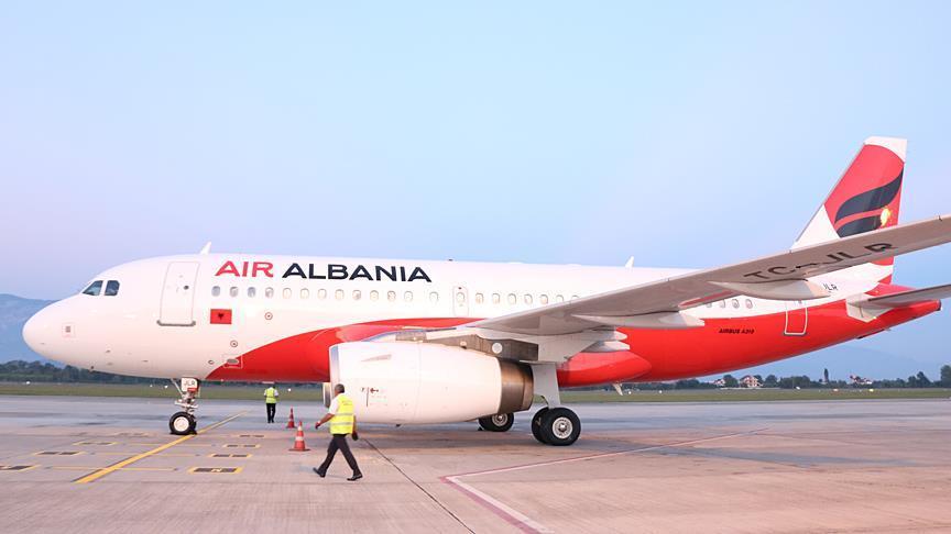 Shtyhen fluturimet e “Air Albania”