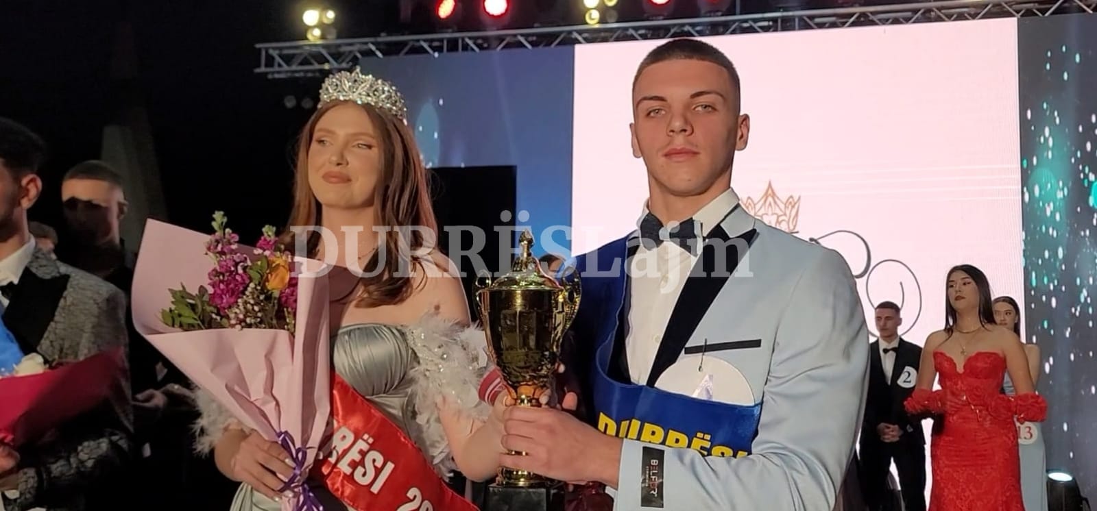 Dy 16-vjeçarë shpallen “Miss & Mister Durrësi” (VIDEO)