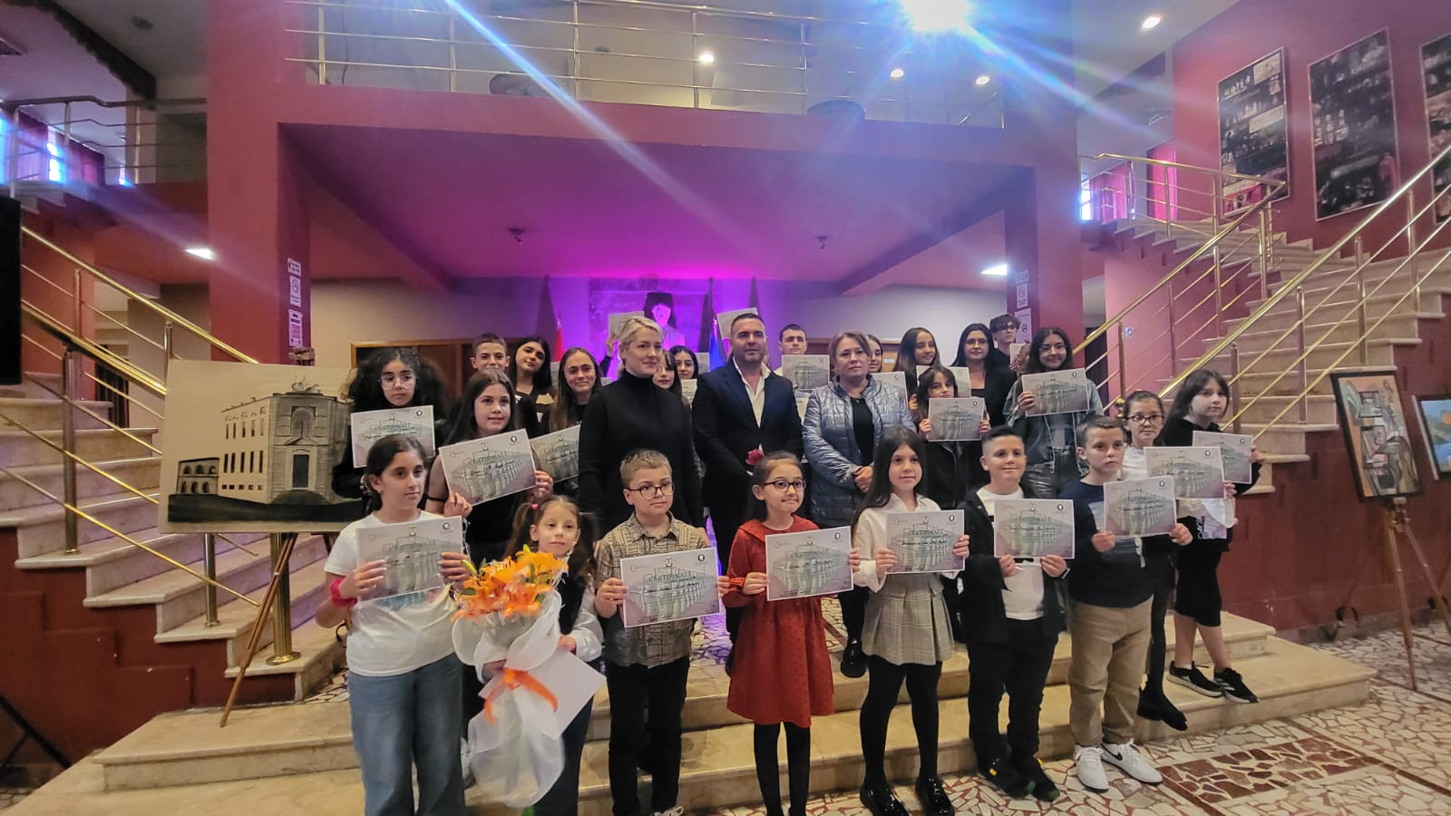 106-vjetori i lindjes së Ibrahim Kodrës/ Shpallen piktorët më të mirë të shkollave të Durrësit (VIDEO)