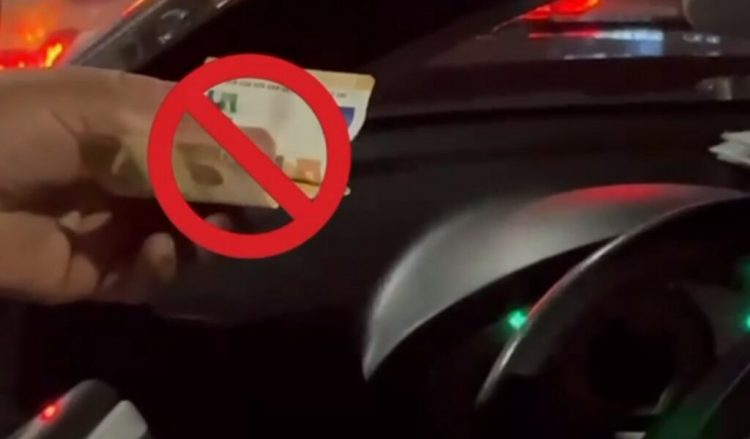 Tentuan të korruptojnë efektivët e policisë, 2 të arrestuar në Tiranë në 24 orët e fundit