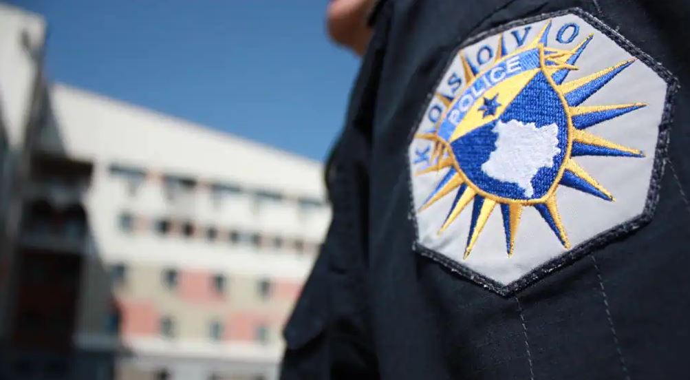 Ndalohet një serb në veri të Kosovës, akuzohet për “shkelje të rendit kushtetues”