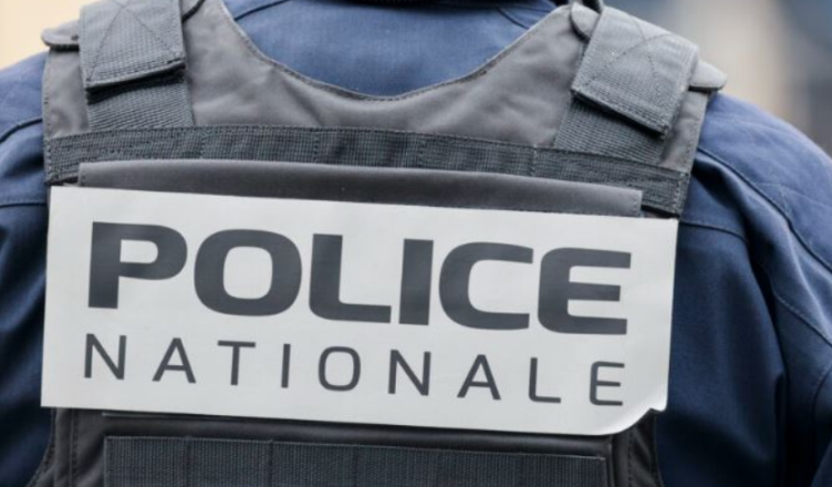 Sulm me thikë pranë një shkolle në Francë, mbeten të plagosura dy vajza të mitura