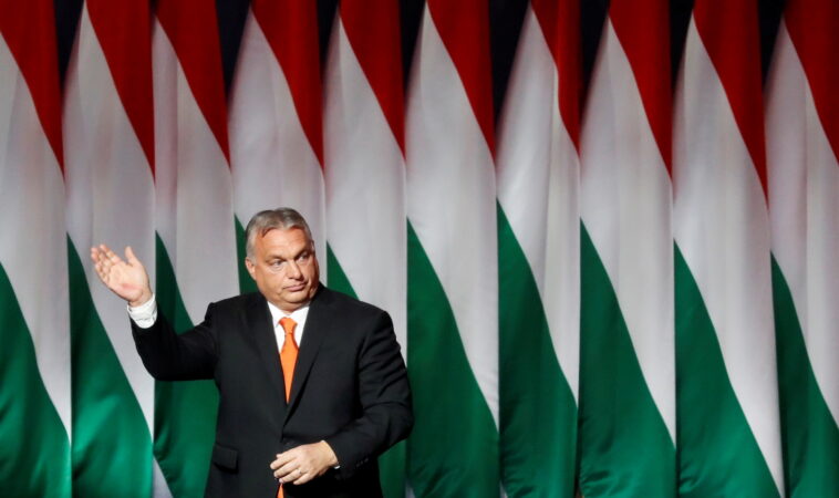 Opozita hungareze bashkohet kundër Orban, kërkon zgjedhje të parakohshme në vend