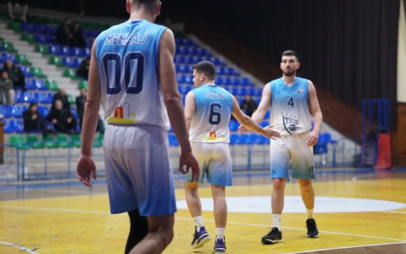 Basketboll/ Përcaktohen çiftet gjysmëfinaliste të “play-off”-it, Teuta ndeshet me Vllazninë