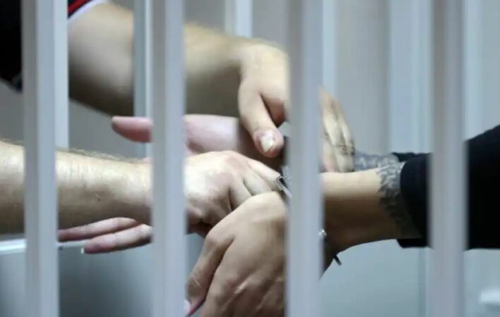 Në kërkim ndërkombëtar për prodhim narkotikësh, arrestohet 39-vjeçarja në Dibër, pritet ekstradimi në Itali