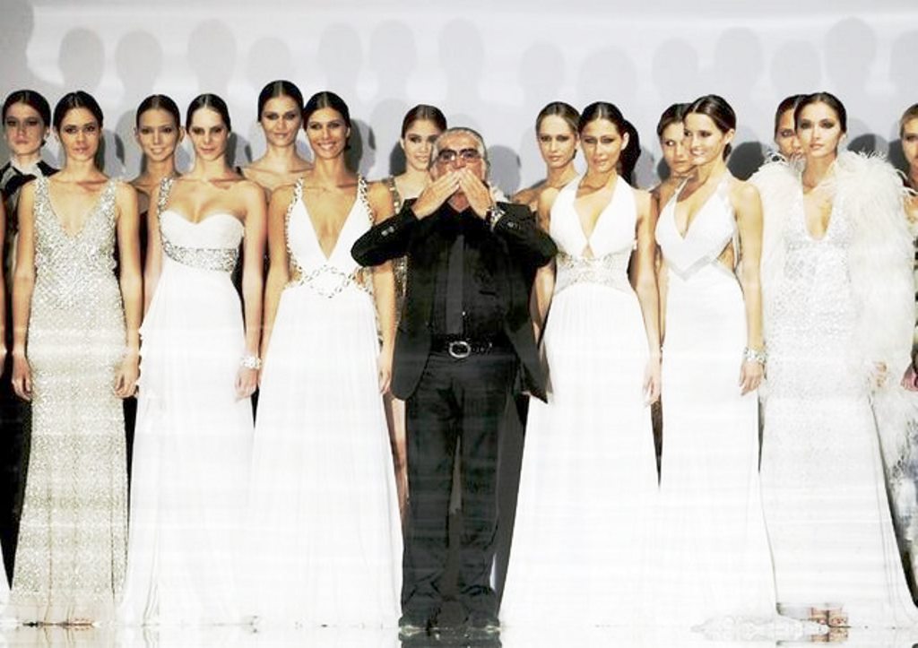 Shuhet në moshën 83-vjeçare stilisti i famshëm italian Roberto Cavalli