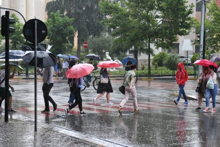 Rebeshe shiu, stuhi e shkarkesa, Agjencia Kombëtare e Mbrojtjes Civile jep njoftimin e rëndësishëm për vendin